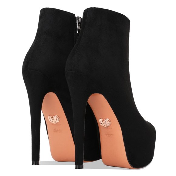 Petit Cadeau Jodi - Rounded Toe ankle boots with 6" heels and 2" platform. NEW! - Picture 4 of 5